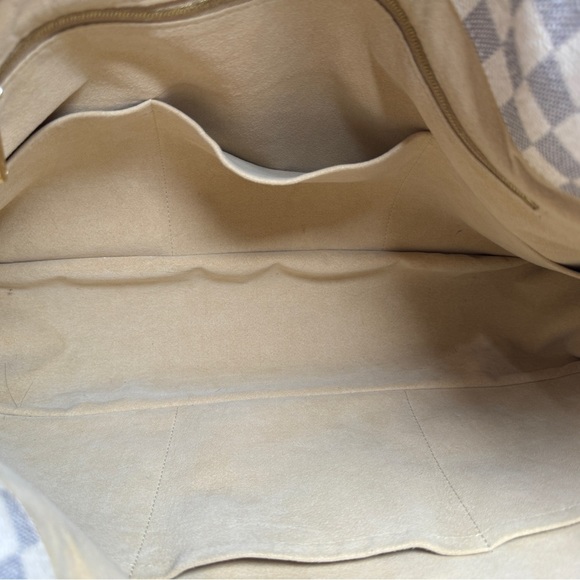 AUTHENTIC Louis Vuitton Damier Azure Artsy GM - Picture 9 of 16